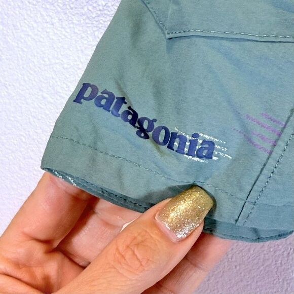 Patagonia Sage Green Western Print Dirt Craft Bike Shorts Women's Size 6 - Picture 5 of 14